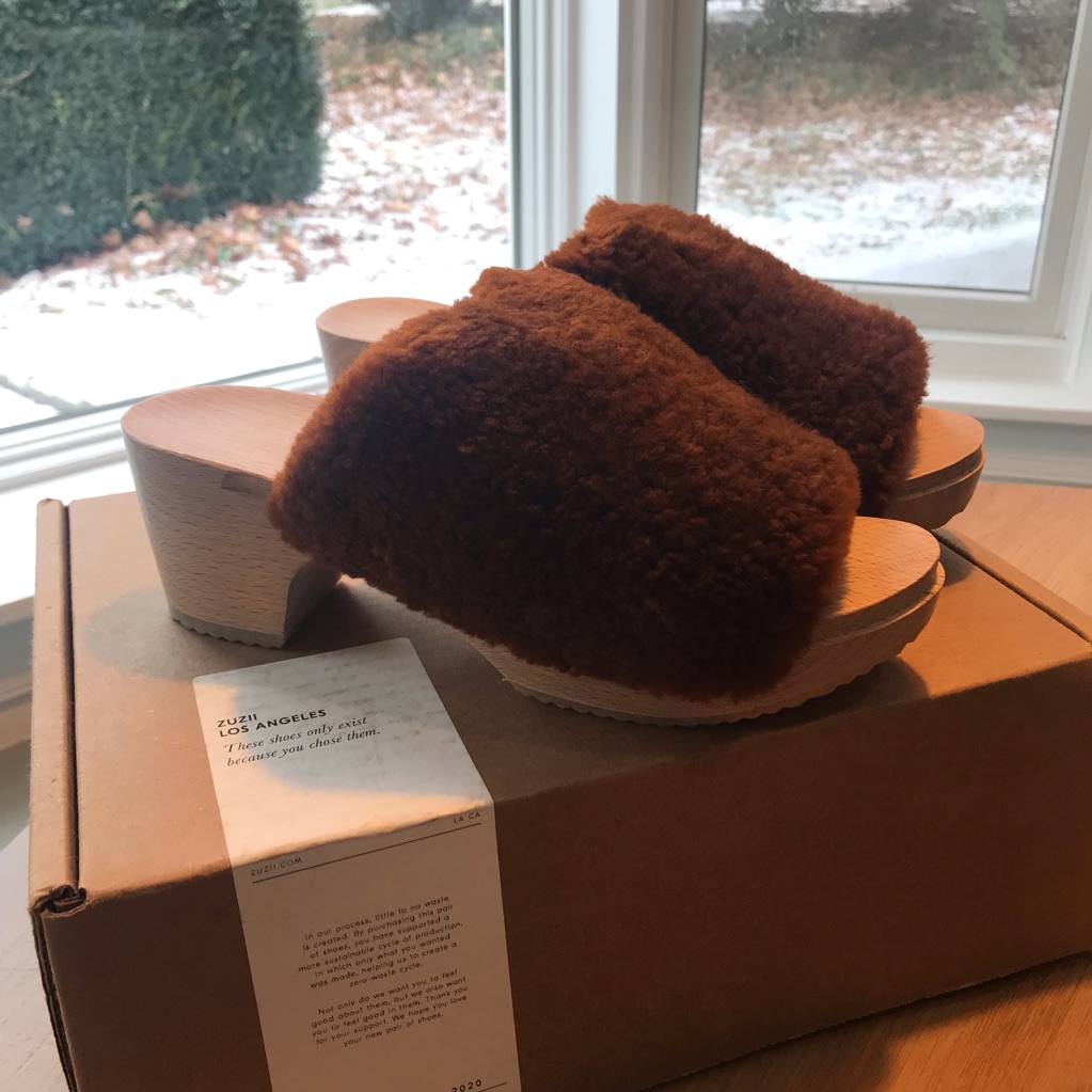 Zuzii Los Angeles Shearling Fuzzy Brown Wooden Platform Clogs Shoes Heels